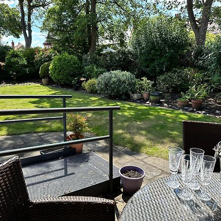 'Sounion' - Fabulous, Spacious Modern House With Large Private Garden In Leafy Lytham Lytham St Annes Kültér fotó