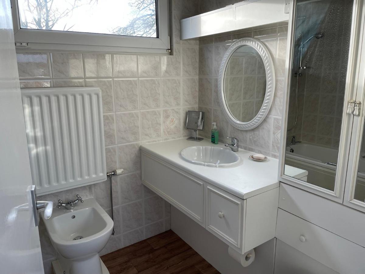 'Sounion' - Fabulous, Spacious Modern House With Large Private Garden In Leafy Lytham Lytham St Annes Kültér fotó