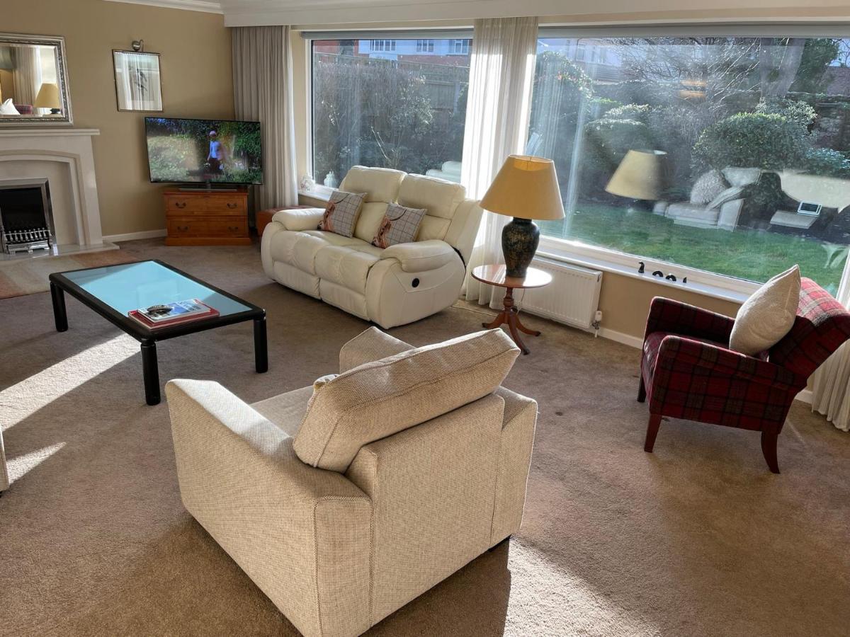 'Sounion' - Fabulous, Spacious Modern House With Large Private Garden In Leafy Lytham Lytham St Annes Kültér fotó