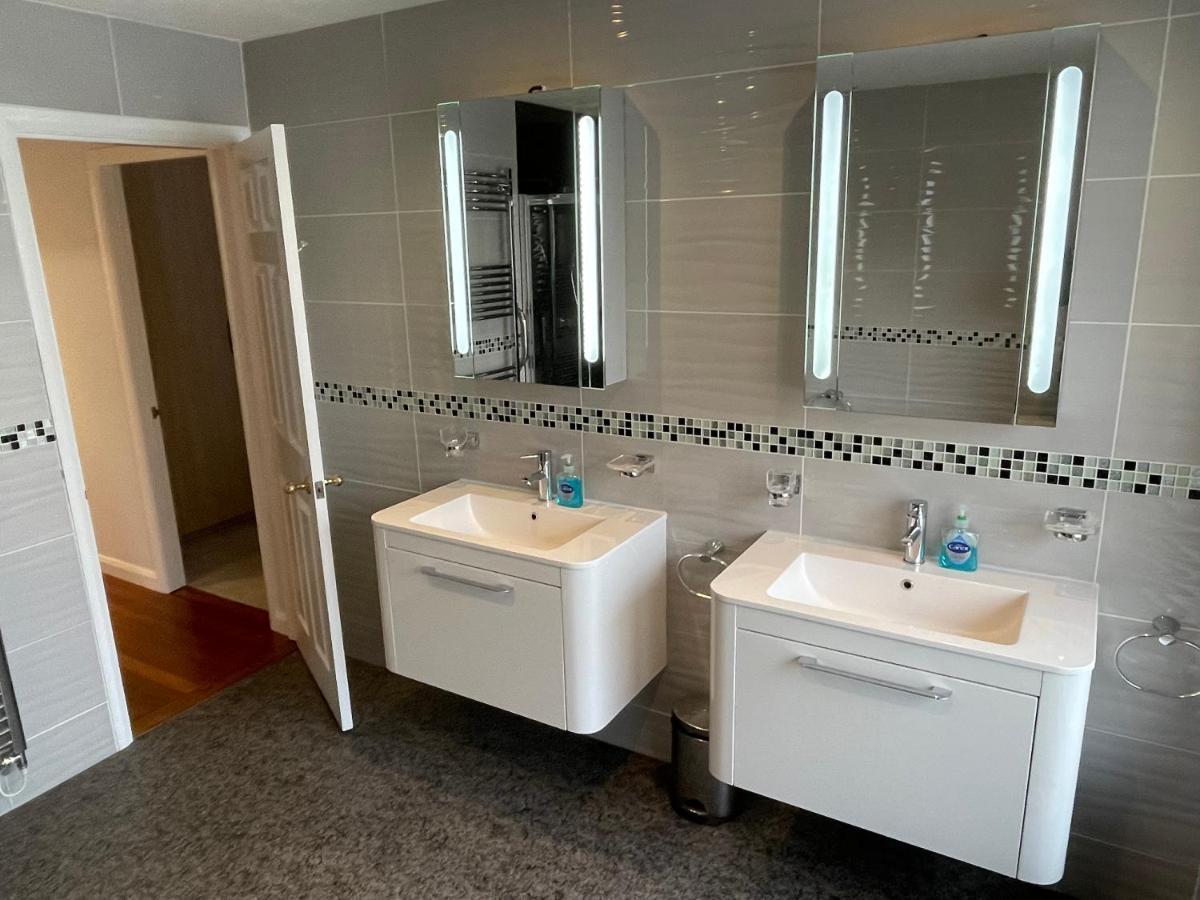 'Sounion' - Fabulous, Spacious Modern House With Large Private Garden In Leafy Lytham Lytham St Annes Kültér fotó