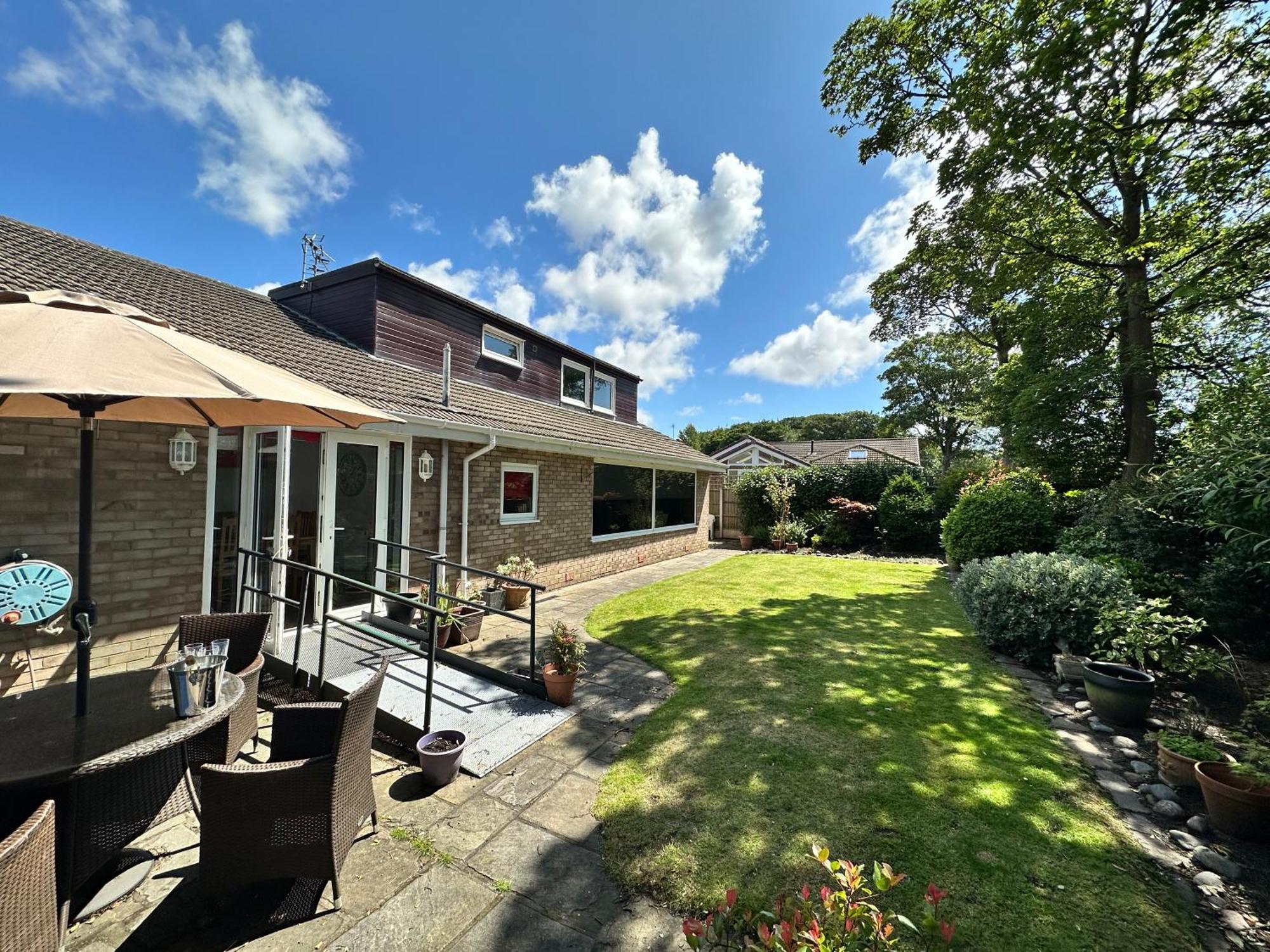 'Sounion' - Fabulous, Spacious Modern House With Large Private Garden In Leafy Lytham Lytham St Annes Kültér fotó